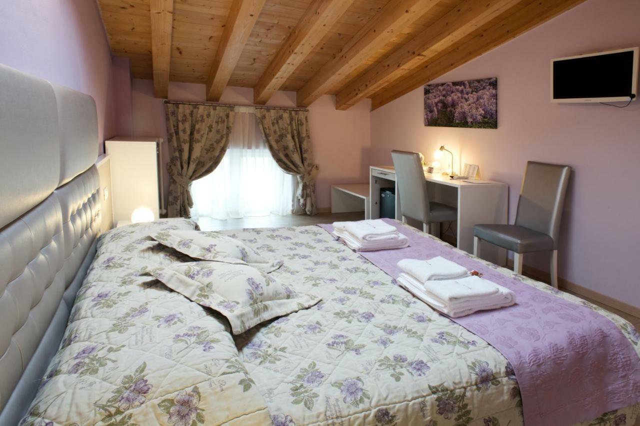 B&B La Casa Di Rosa Vago Exterior photo