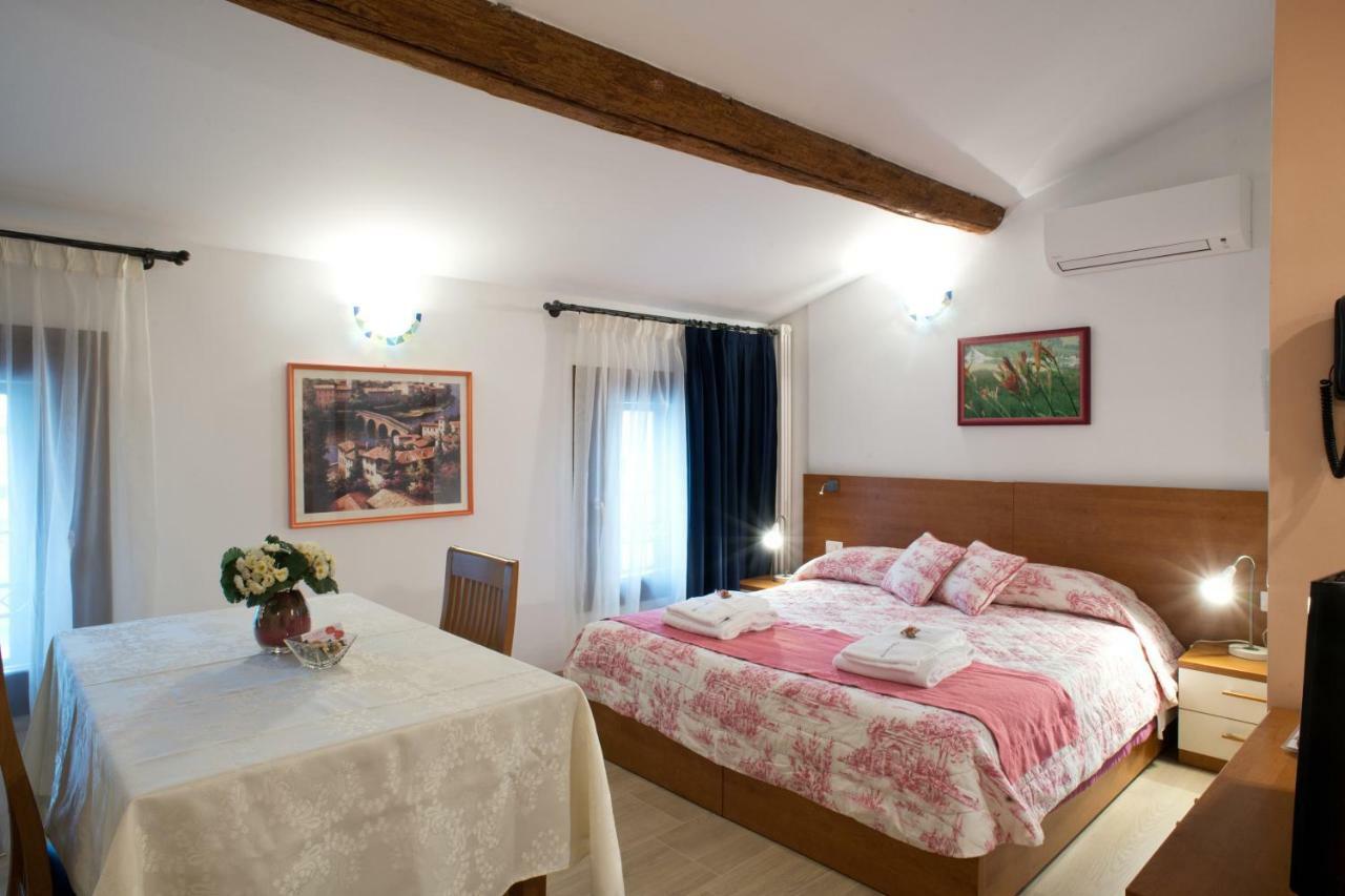 B&B La Casa Di Rosa Vago Exterior photo